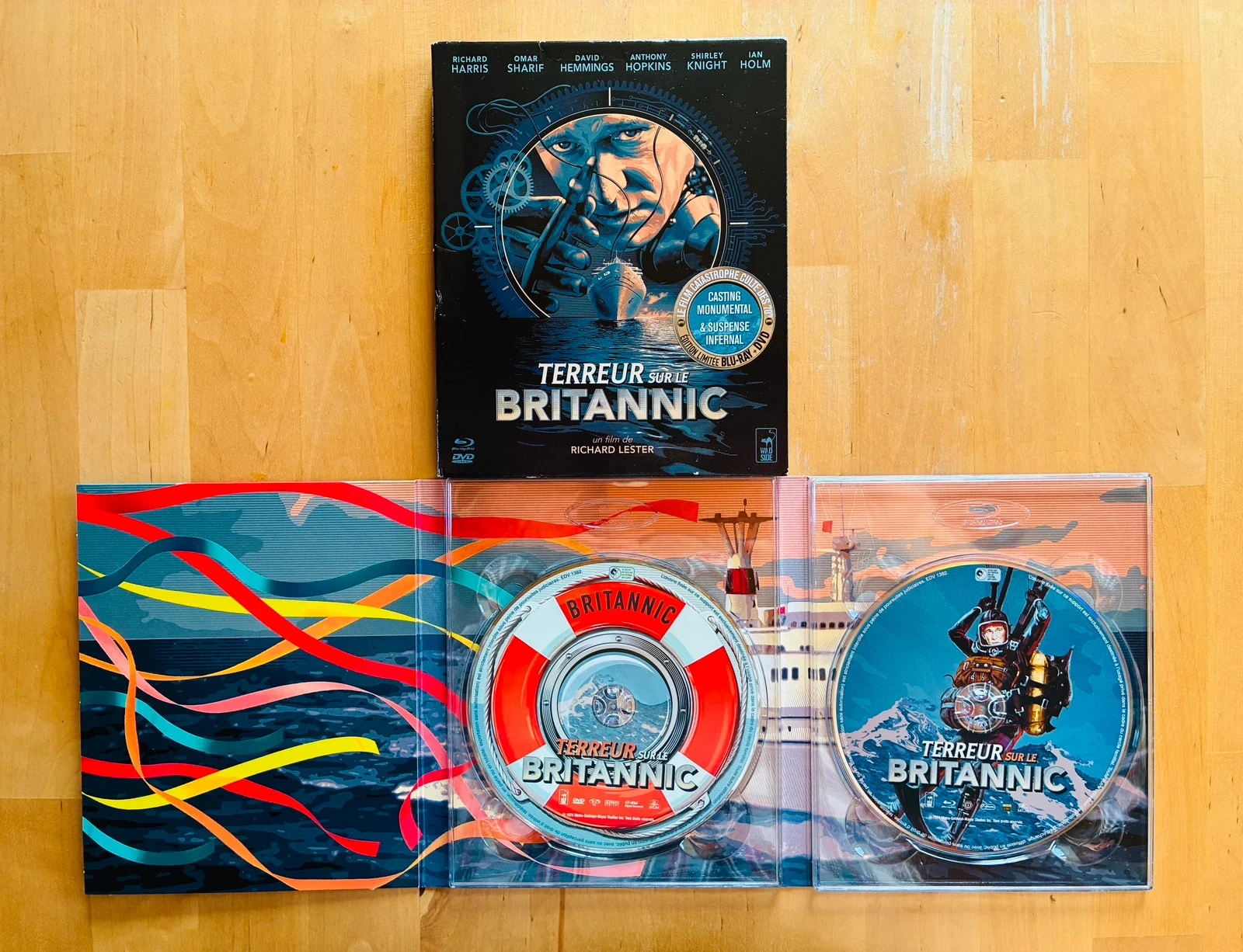 Caja combo Blu-ray DVD Terror en el Británico. – photo 5